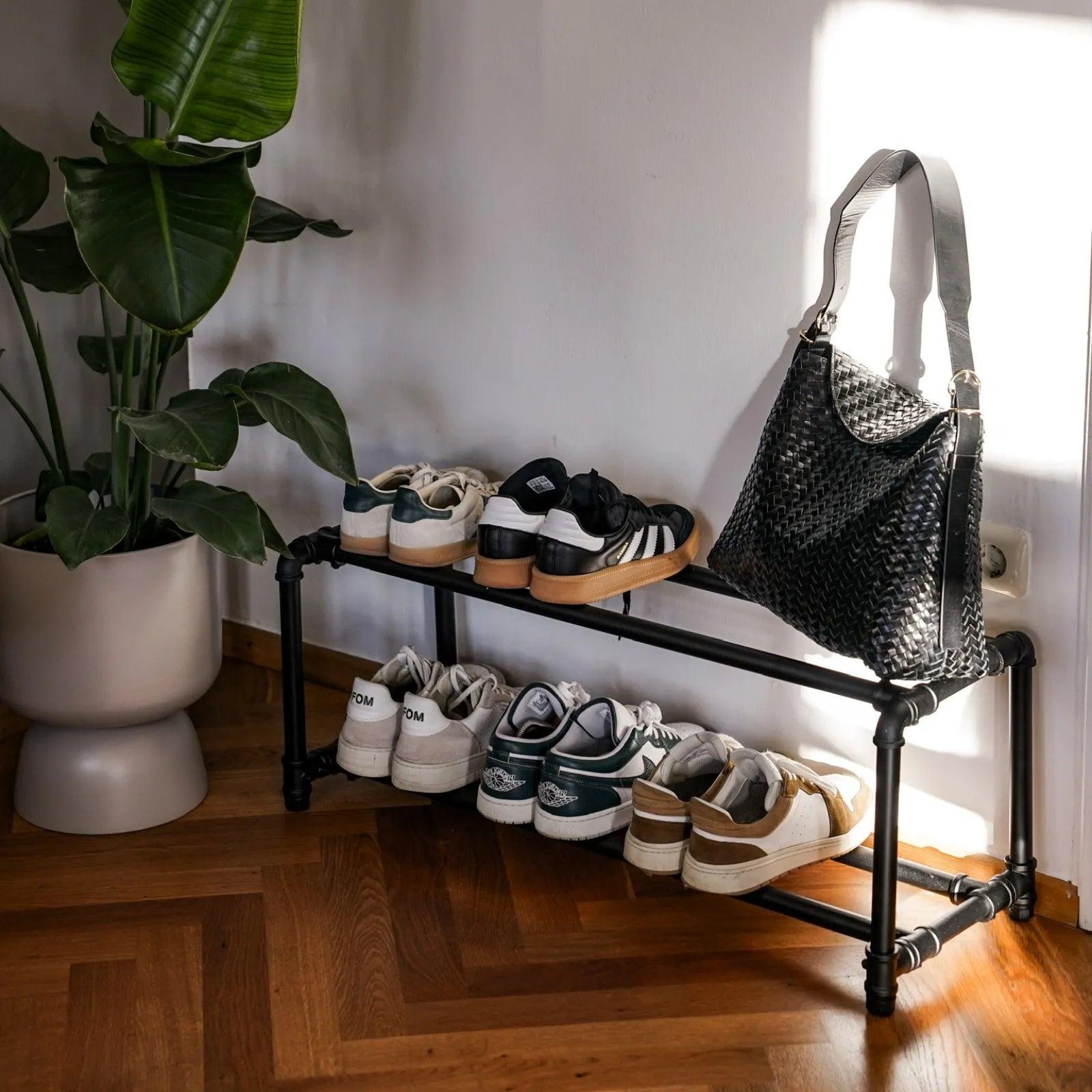 Schuhregal schwarz schlicht modern Seitenansicht - Modell Amy