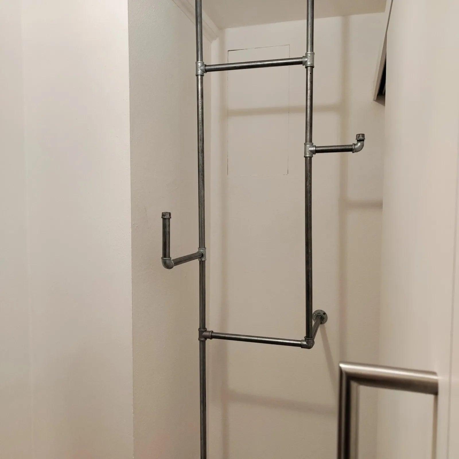 Rohrmöbel DIY Eingangsbereich Garderobe Silber