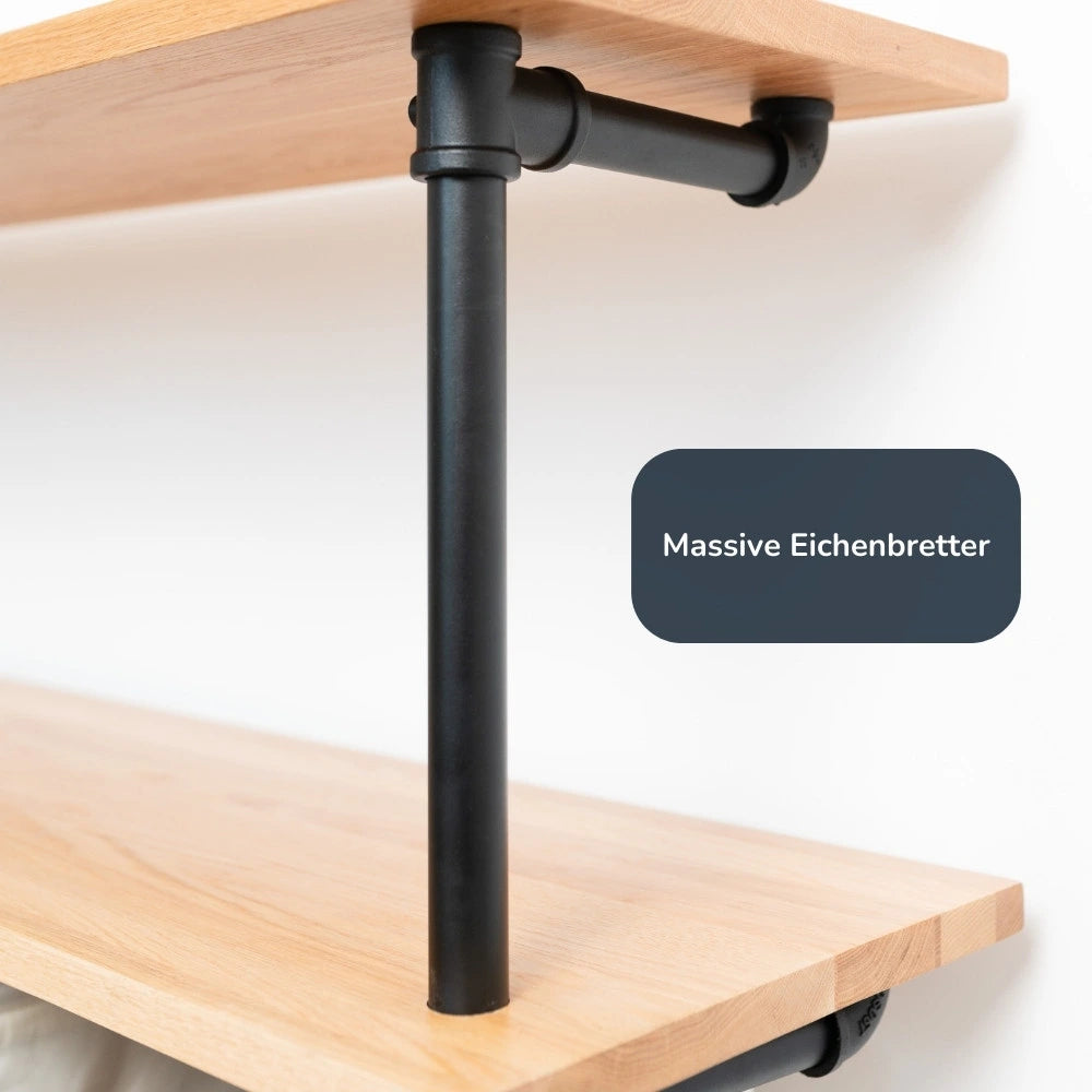 Kleiderstange mit Regalbrettern - Rohrmöbel - Nahaufnahme Eichenbretter - Modell Magnus V:::schwarz