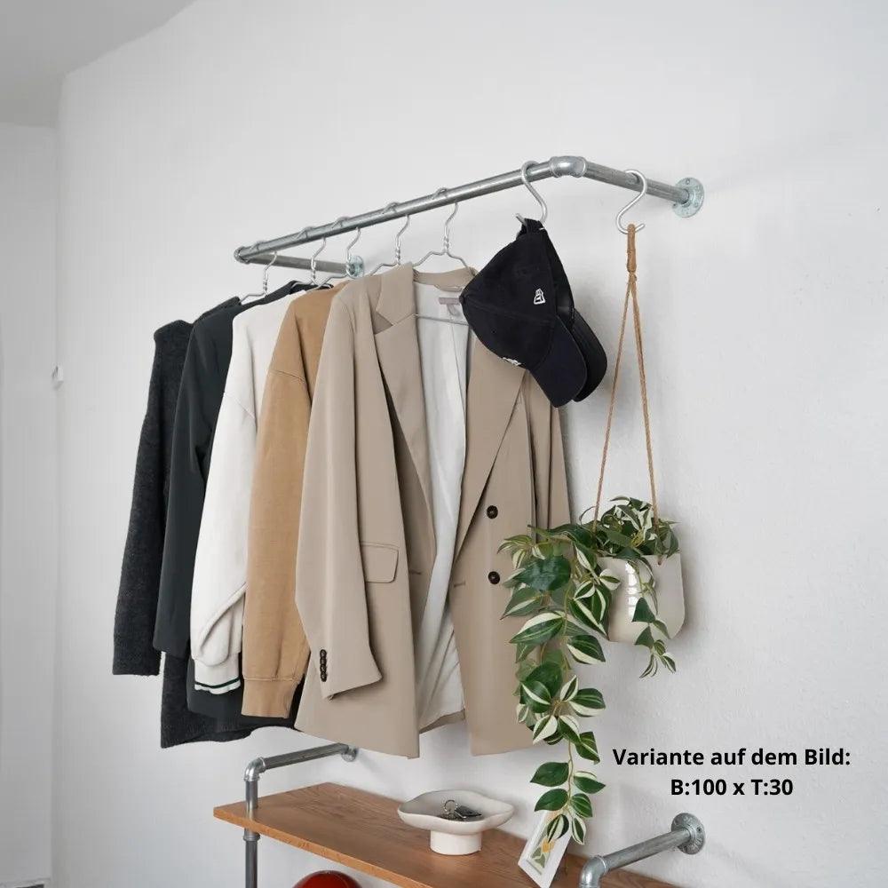 Kleiderstange wandmontiert silber - Seitenansicht Nahaufnahme - Modell Kaspar:::silber