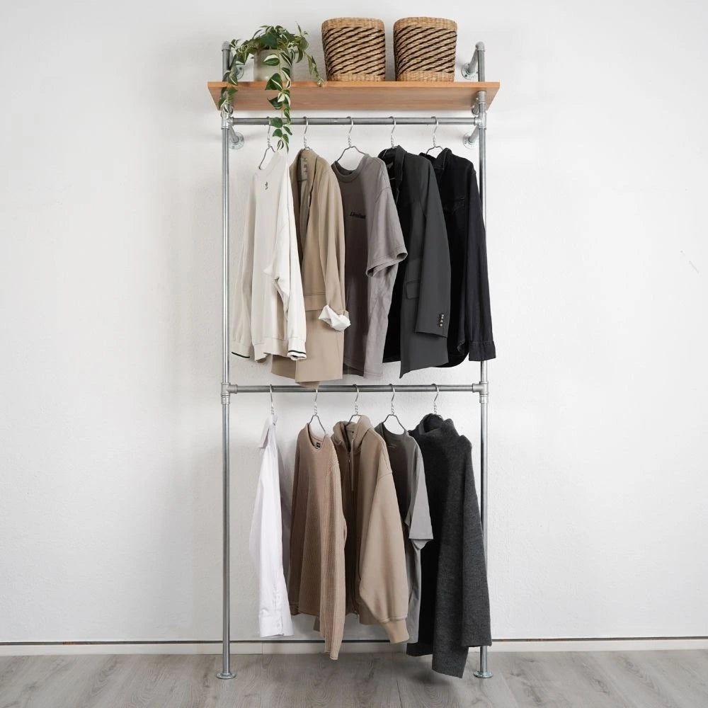 Kleiderstange mit Regalbrett - Helle Garderobe mit viel Stauraum Frontalansicht - Modell Lisa|||51541622128904